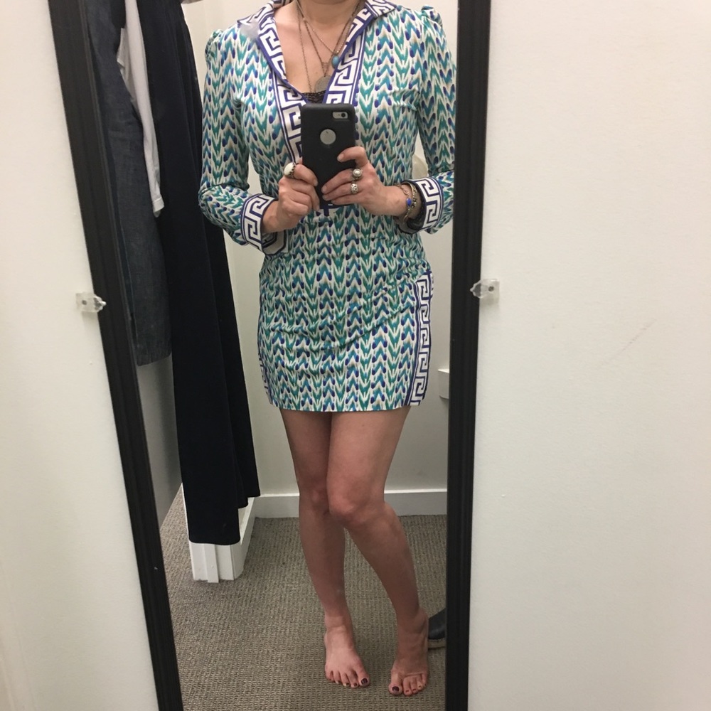 Absolutely STUNNING Diane von furstenberg tunic - Picture 2 of 6